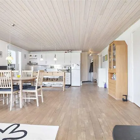Tatil Evi Four-bedroom Holiday In *